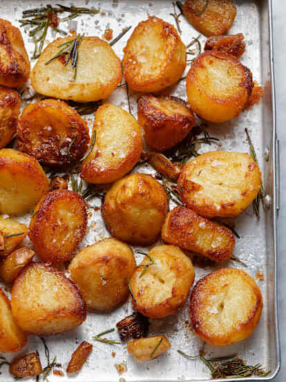 Roast Potatoes with Rosemary and Garlic