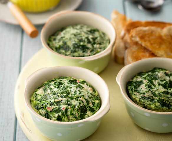 Potted Eggs with Spinach and Bacon Potted Eggs with Spinach and Bacon