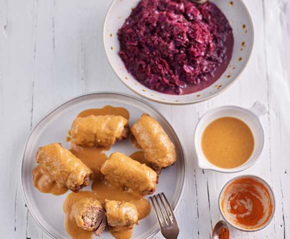 Beef Roulades with Gherkins and Red Cabbage Beef Roulades with Gherkins and Red Cabbage