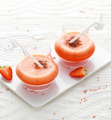 Apple, Strawberry and Ginger Mocktail