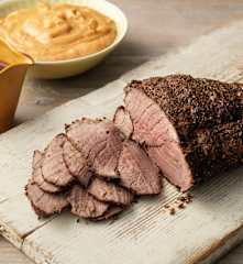 Spiced Roast Beef with Sun-dried Tomato Potato Purée and Red Wine Sauce