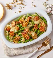 Garlicky Green Beans with Crispy Potato Topping