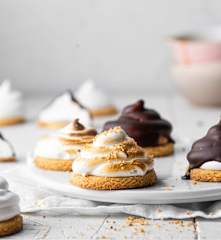 Dairy-free Caramel and Vanilla Flødeboller