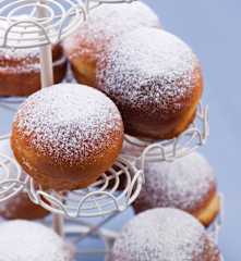 Polish Doughnuts (Pączki)